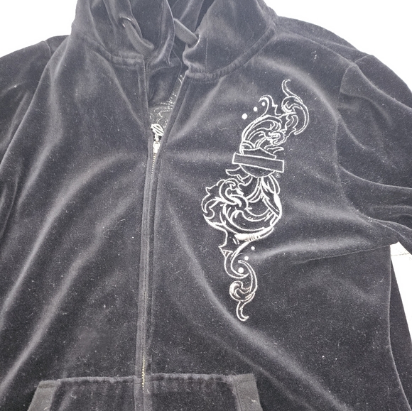 Harley Davidson velour sweatshirt all black w designs on thigh, left chest, back - Picture 2 of 3